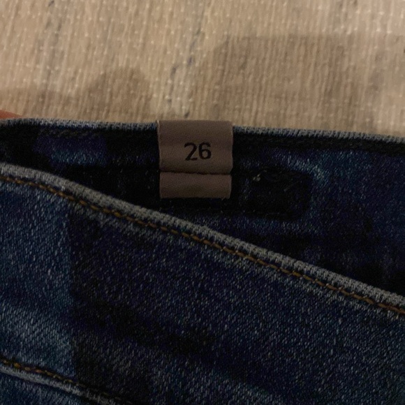 Citizens of Humanity 'The Elsa' Denim - Picture 2 of 4